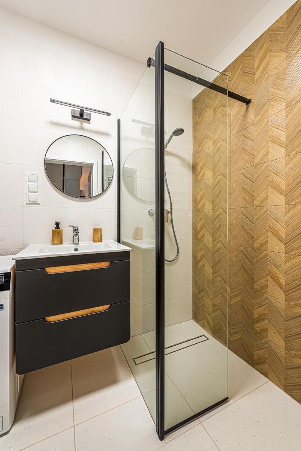 Cubic Home Rumia Bagian luar foto